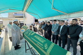 Beşiktaş’taki yangında ölen baba oğul Beykoz’da son yolculuğuna uğurlandı