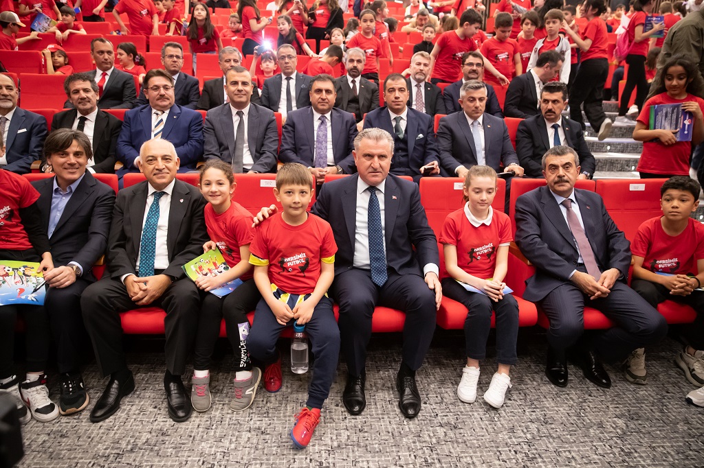 Dersimiz Futbol projesi Beykoz’da tanıtıldı