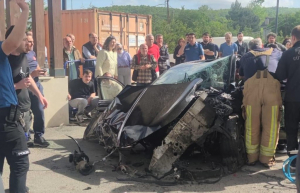 Beykoz Cumhuriyet'de aşırı hız feci kazayı getirdi!