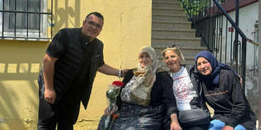 Beykoz Görentaş Derneği’nden annelere sevindiren ziyaret