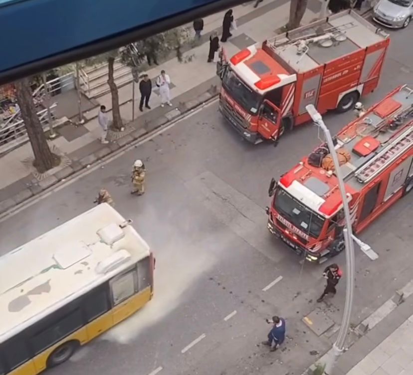 Beykoz Kavacık'ta İETT otobüsü yandı