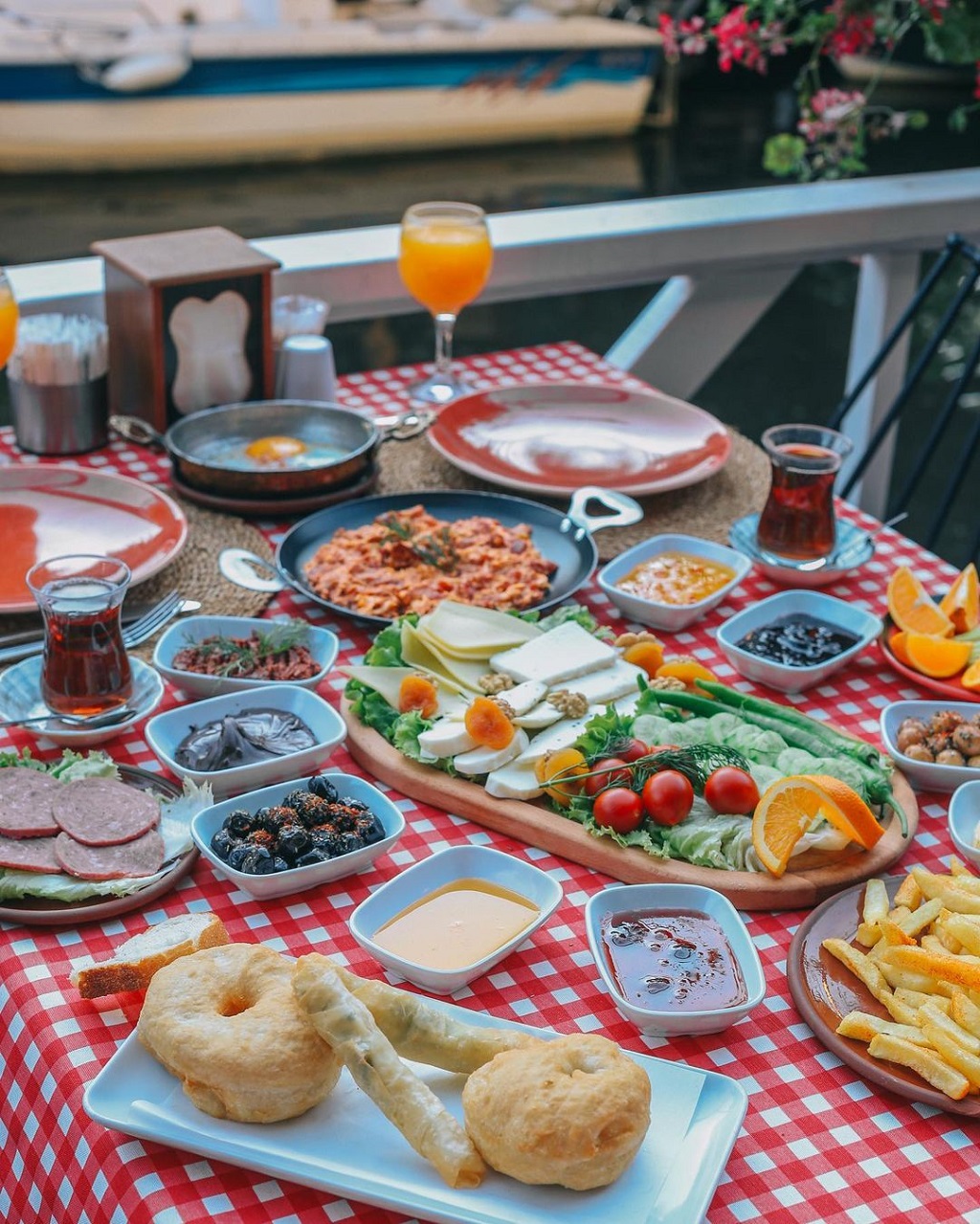 Göksu Mahal Cafe - Beykoz'da en iyi kahvaltı mekanları (1)