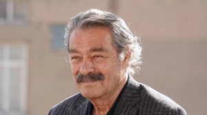 Kadir İnanır Beykoz’daki evinden hastaneye kaldırıldı