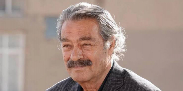 Kadir İnanır Beykoz’daki evinden hastaneye kaldırıldı