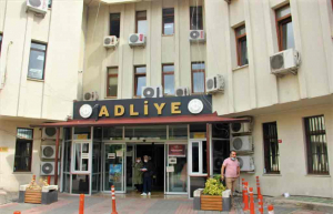 Beykoz’da bazi hakim ve savcilarin yeri degisti