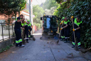 beykoz-belediyesi-her-gun-bir-mahalleyi-temizliyor