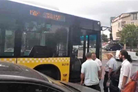 beykoz'da-iett-otobüsü-yolda-kaldı