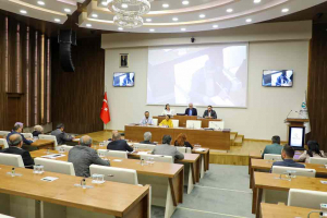 beykoz-meclisinde-sert-tartisma-personel-tehdit-edildi