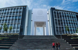 istanbul-medipol-universitesi-2024-2025-ucretleri
