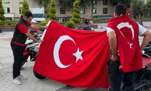 suriyedeki-turk-bayragina-saldiriya-beykozdan-tepki