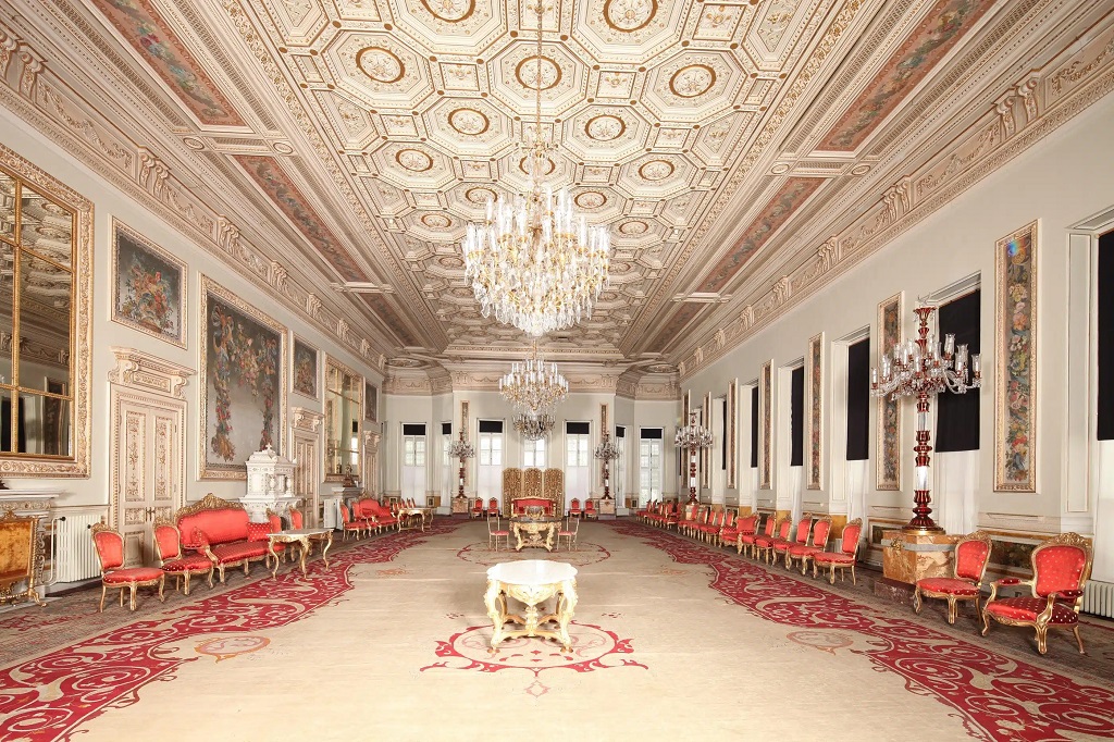 yildiz-sarayi-acildiagustos-sonuna-kadar-ucretsiz