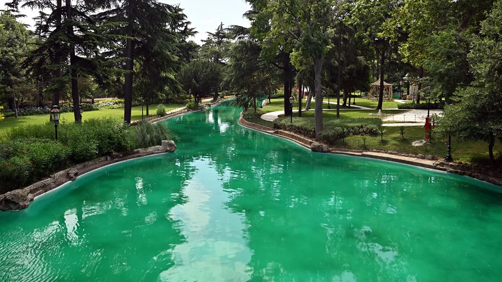 yildiz-sarayi-acildiagustos-sonuna-kadar-ucretsiz