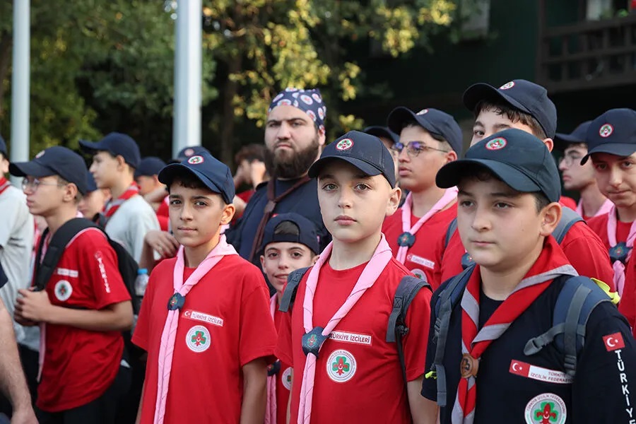 Diyanet İşleri Başkanı Erbaş, Beykoz'da gençlerle bir araya geldi