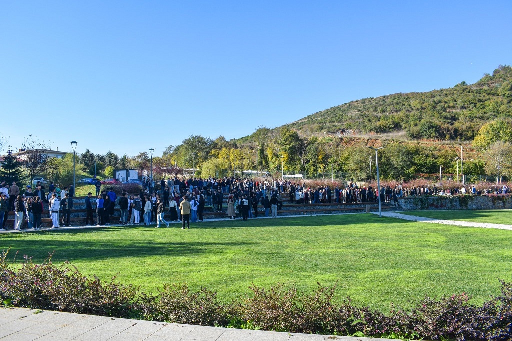 beykozun-devlet-universitesinde-deprem-tatbikati