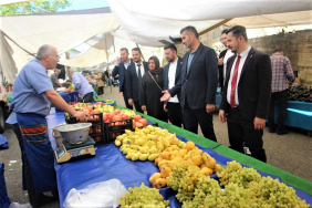 mhp-beykoz-pazarci-esnafini-ve-vatandaslari-dinledi