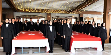 Beykoz’da çiçeği burnunda öğretmenler yemin etti