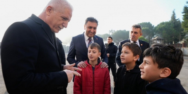 İstanbul Valisi Beykoz öğrencilerini ziyaret etti