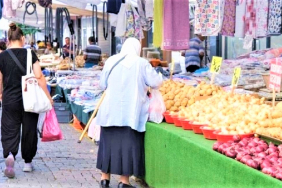 emeklilere-10-bin-tllik-pazar-destegi-basvurulari-basladi-iste-sartlar