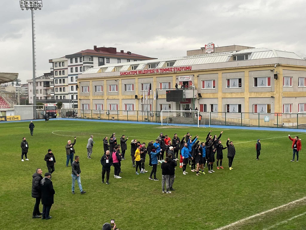 Beykoz Anadolu evinde çok rahat 3-0