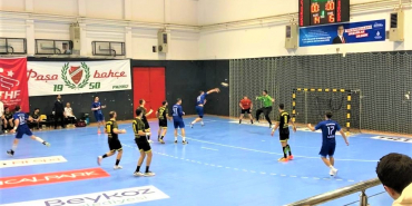 Beykoz Belediyespor saniyelerle beraberliği kurtardı