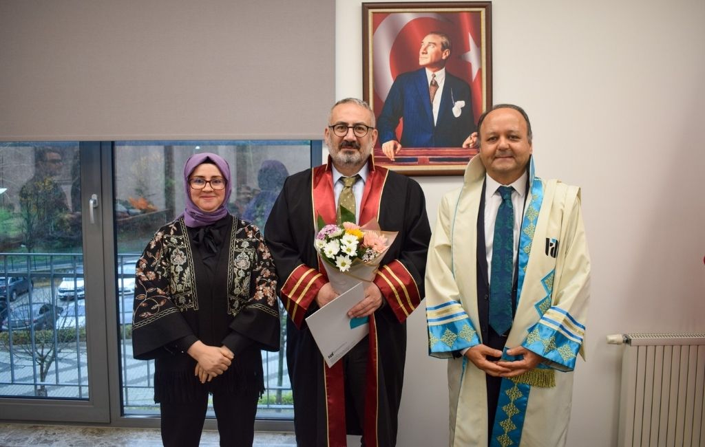 Beykoz akademisyenleri yeni ünvanları taçlandırdı