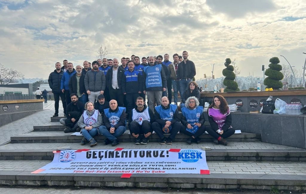 Beykoz Belediyesi memurlarının eylemi sürüyor