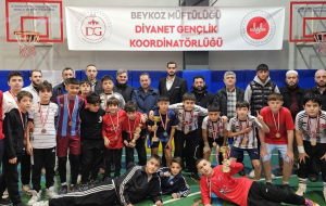 Beykoz Müftülüğü gençleri futbol turnuvasında buluşturdu (7)