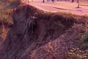 Beykoz’da çöken yol trafiğe kapatıldı!