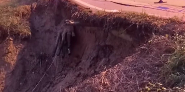 Beykoz’da çöken yol trafiğe kapatıldı!