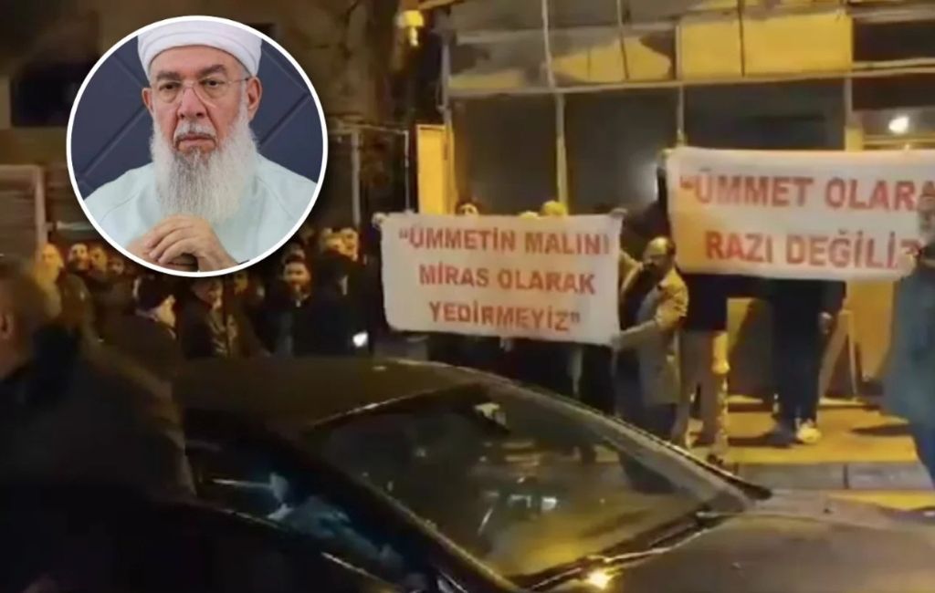 Menzil cemaatinin vefat eden lideri Muhammed Saki Elhüseyni taraftartarları, Kavacık’ta bir araya gelerek cemaatin diğer kanadını protesto etti.