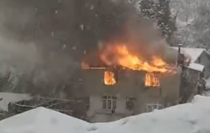 Beykoz’da itfaiyeye kar engeli! 2 saatte ulaştI