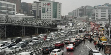 Beykoz’da kar yağışı hayatı felç etti!