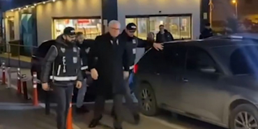 Beykoz Belediye Başkanı Alaattin Köseler, ihaleye fesat karıştırma suçundan gözaltına alınmasının ardından sağlık kontrolü için hastaneye getirildi.