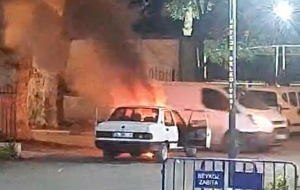 Beykoz Çayırı’nda otomobil alev alev yandı!