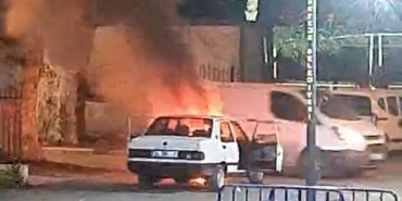 Beykoz Çayırı’nda otomobil alev alev yandı!