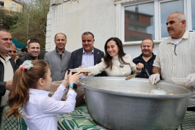 Beykoz’da ilçe protokolü ve vatandaşlar bayramlaştı (4)