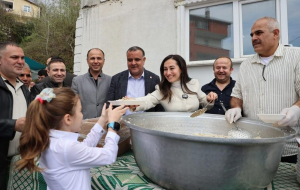 Beykoz’da ilçe protokolü ve vatandaşlar bayramlaştı (4)