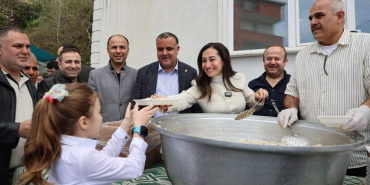 Beykoz’da ilçe protokolü ve vatandaşlar bayramlaştı (4)