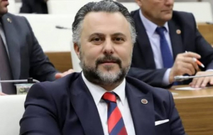 Eski Beykoz Belediyesi Başkan Yardımcısı Bilgehan Murat Miniç, Cumhuriyet Halk Partisi’nden istifa etti.