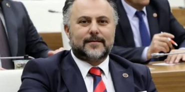 Eski Beykoz Belediyesi Başkan Yardımcısı Bilgehan Murat Miniç, Cumhuriyet Halk Partisi’nden istifa etti.