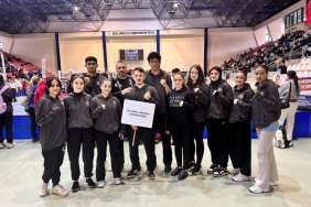 Medipol öğrencileri Kick Boks’ta zirveye yürüdü