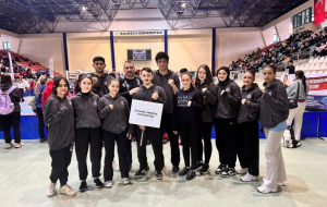 Medipol öğrencileri Kick Boks’ta zirveye yürüdü