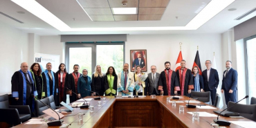 Beykoz’da akademisyenler yeni ünvanlar aldı