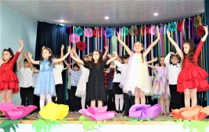 Beykoz’da minikler Anneler Günü’nü coşkuyla kutladı