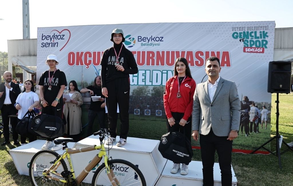 Beykoz'da okçuluk turnuvasında dereceye girenler (9)