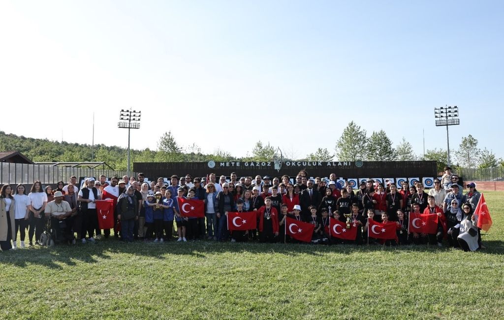 Beykoz'da okçuluk turnuvasında dereceye girenler (9)