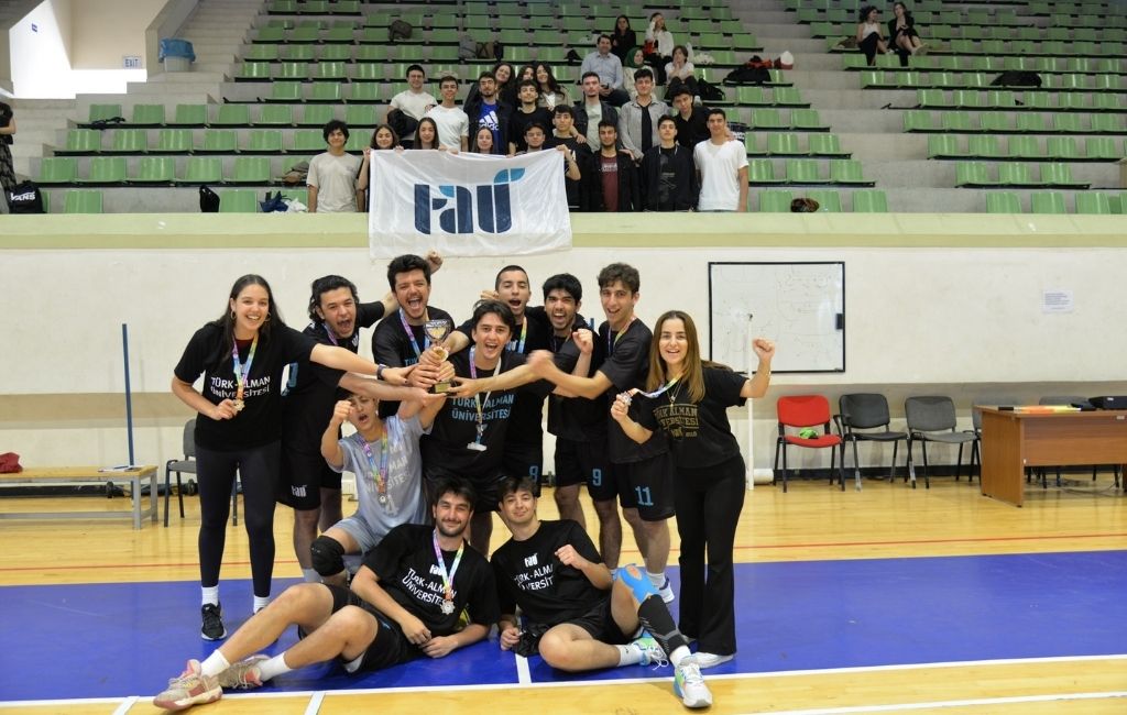 Beykoz’un devlet üniversitesi ÜNİLİG’de 2. oldu