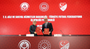 aile-bakanligi-ile-tff-beykozda-is-birligi-protokolu-imzaladi (2)