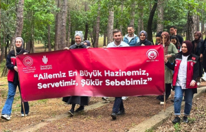 beykozda-aile-yuruyusu-renkli-goruntulere-sahne-oldu.