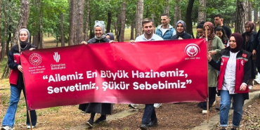 beykozda-aile-yuruyusu-renkli-goruntulere-sahne-oldu.